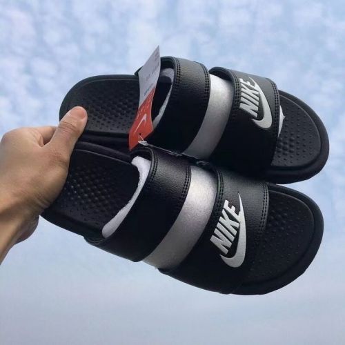 NIKE サンダル 激安